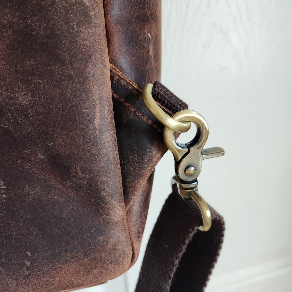 Leather Backpack Tote in Distressed Brown - Picture 4 of 16